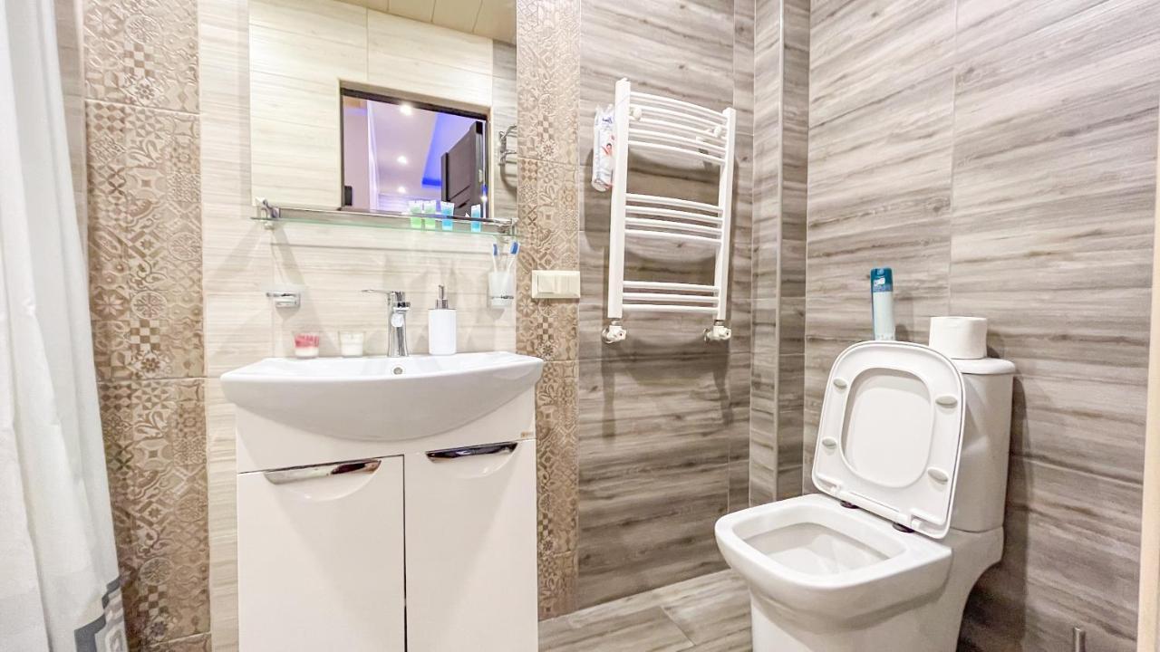 Комфортная И Спокойная Квартира Erivan Exterior foto